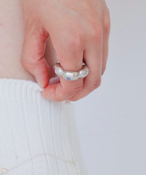 whim（ウィム）の「Flower base Stone embed ring（リング・レディース・シルバー/ゴールド・9/13）」の22枚目の写真