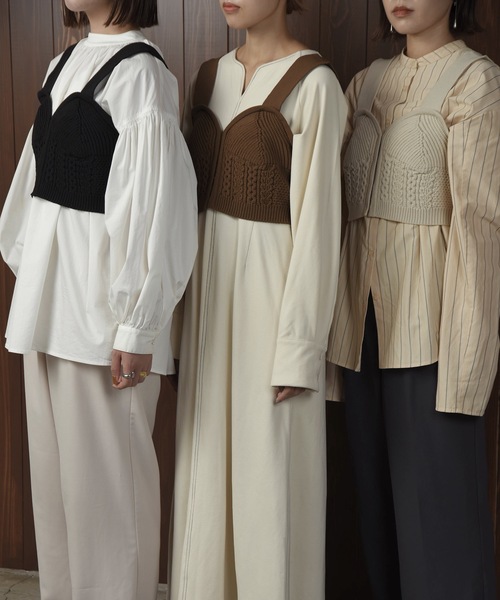 lawgy（ラウジー）の「front hook knit bustier / フロントホックニットビスチェ（その他トップス・レディース・ブラウン/アイボリー/ブラック・FREE）」の7枚目の写真