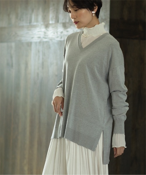 OPAQUE.CLIP（オペークドットクリップ）の「◆リラクシーVネックニット【洗濯機洗い可／UVケア】（ニット/セーター・レディース・ボルドー/ベージュ系その他2/グレー/ブラック・38/40/36/42）」の7枚目の写真