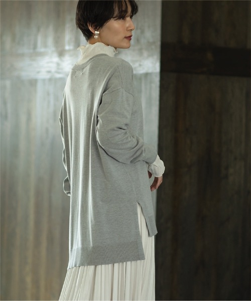 OPAQUE.CLIP（オペークドットクリップ）の「◆リラクシーVネックニット【洗濯機洗い可／UVケア】（ニット/セーター・レディース・ボルドー/ベージュ系その他2/グレー/ブラック・38/40/36/42）」の9枚目の写真