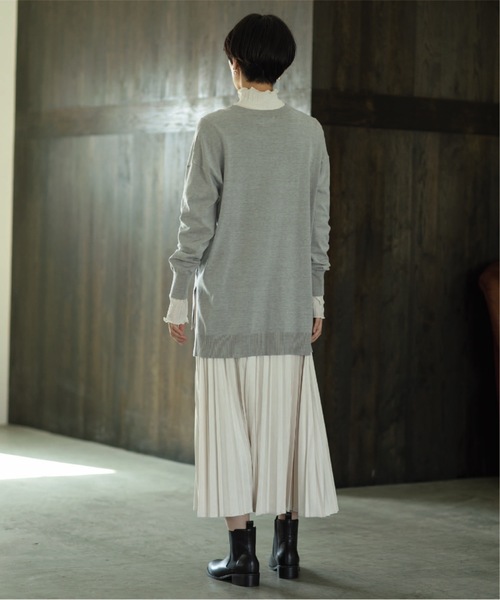 OPAQUE.CLIP（オペークドットクリップ）の「◆リラクシーVネックニット【洗濯機洗い可／UVケア】（ニット/セーター・レディース・ボルドー/ベージュ系その他2/グレー/ブラック・38/40/36/42）」の14枚目の写真