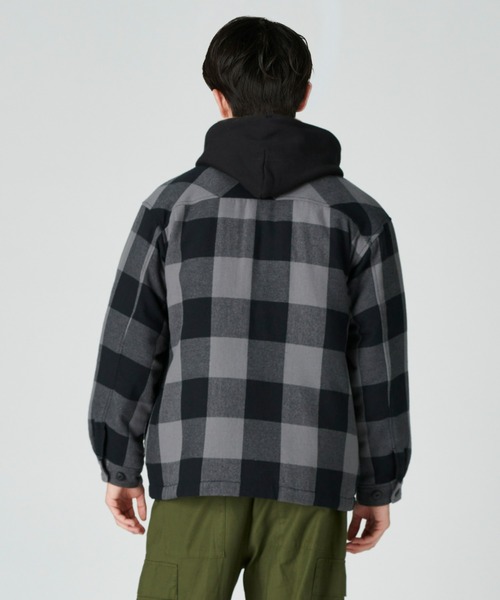 BACK NUMBER(バックナンバー)の「【BACK NUMBER】【エクストラサーモ】中綿CPOジャケット(ブルゾン・メンズ・ブラック×グレー/ブラック×ブルー/ブラック×レッド・XL/M/L)」の11枚目の写真