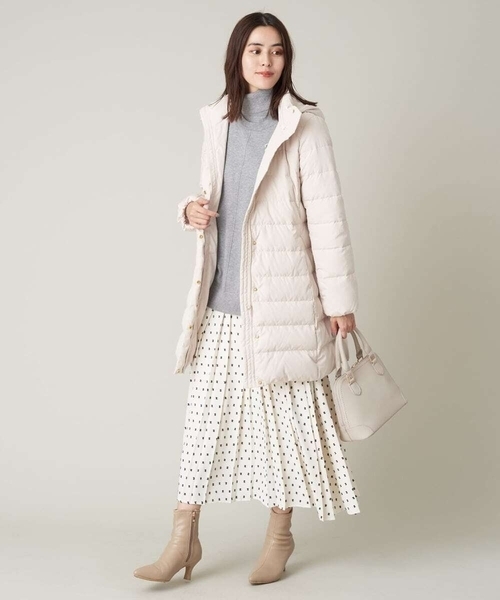 a.v.v（アーヴェヴェ）の「ポインテッドトゥストレッチブーツ（その他シューズ・レディース・ベージュ/ブラック・24.5/23.5/22.5）」の12枚目の写真