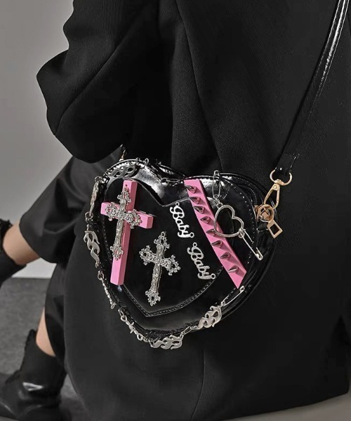 NOVESSEL（ノベセル）の「『NOVESSEL/ノベセル』クロスハートデザインショルダーバッグ【Y】【CN】（ショルダーバッグ・レディース・ブラック・FREE）」の11枚目の写真