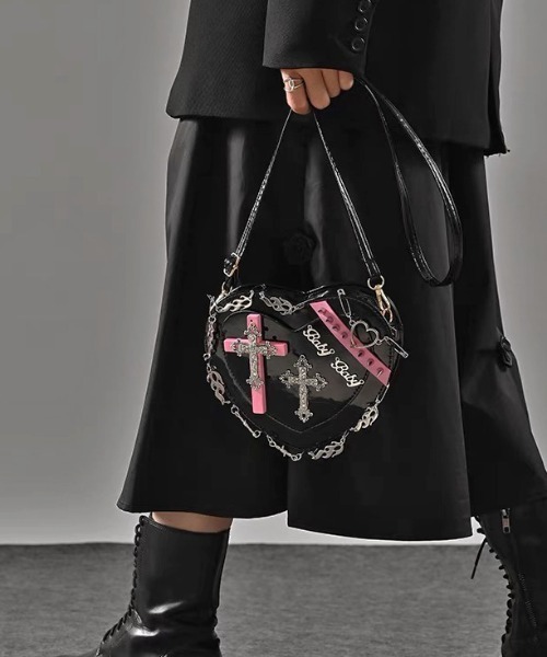 NOVESSEL（ノベセル）の「『NOVESSEL/ノベセル』クロスハートデザインショルダーバッグ【Y】【CN】（ショルダーバッグ・レディース・ブラック・FREE）」の9枚目の写真