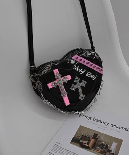 NOVESSEL（ノベセル）の「『NOVESSEL/ノベセル』クロスハートデザインショルダーバッグ【Y】【CN】（ショルダーバッグ・レディース・ブラック・FREE）」の7枚目の写真