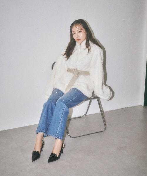 ANDGEEBEE(アンジービー)の「ビジューストレートデニム(デニムパンツ・レディース・ブラック/ブルー・MEDIUM/SMALL)」の6枚目の写真