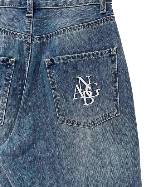 ANDGEEBEE(アンジービー)の「ビジューストレートデニム(デニムパンツ・レディース・ブラック/ブルー・MEDIUM/SMALL)」の9枚目の写真