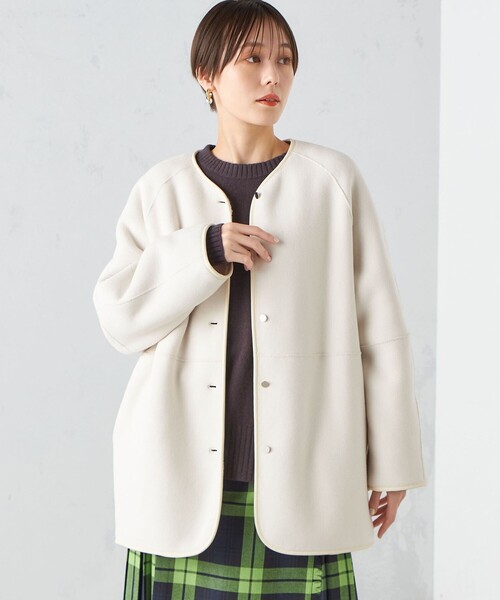 SHIPS(シップス)の「〈手洗い可能〉ボア × フリース リバーシブル コート ◇(ノーカラーコート・レディース・ベージュ系/オフホワイト/ネイビー・38/36)」の20枚目の写真