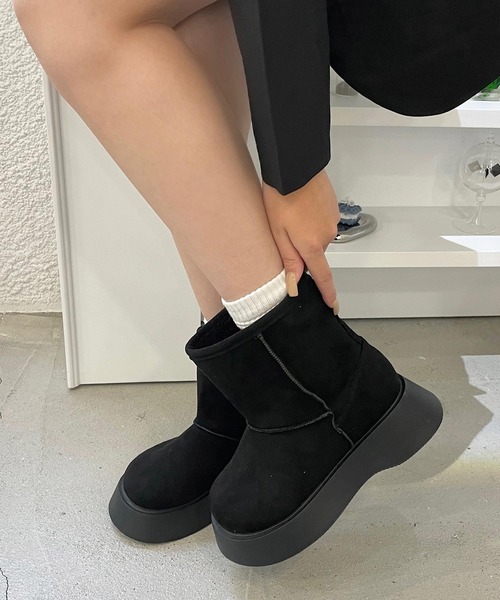 boohoo もこもこ♪ ショート丈 フェイクムートン ブーツ 厚底 楽天市場】【OUTLET！クーポンで1,632円】 ムートンブーツ 厚底