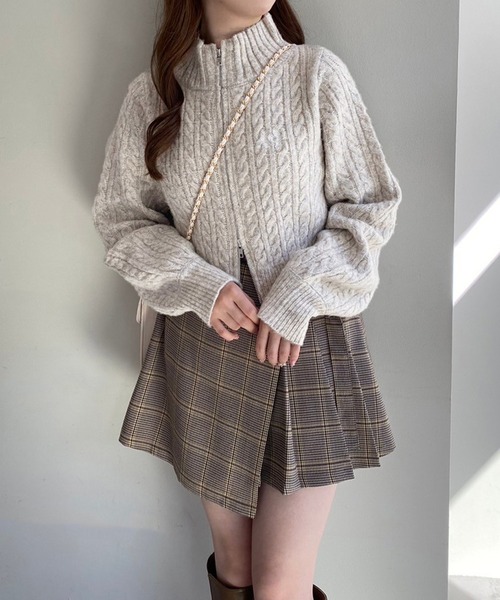 セール】ワンポイント刺繍/ダブルジップアップケーブルニット（ニット