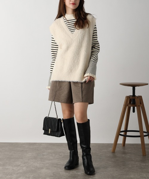 acro（アクロ）の「フェザーヤーンVネックベスト/AC3325（ベスト・レディース・アイボリー/グレー/ブラウン・ﾌﾘ-）」の9枚目の写真