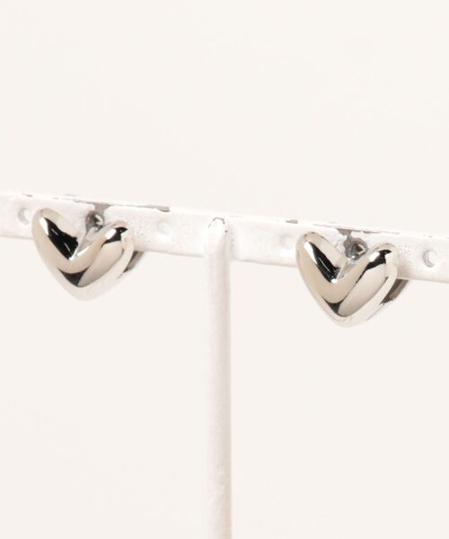 mystic（ミスティック）の「[Eau] heart pierece（ピアス（両耳用）・レディース・ゴールド/シルバー・ONE SIZE）」の7枚目の写真