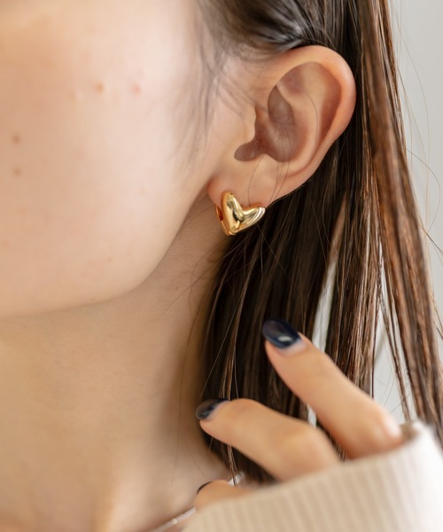 mystic（ミスティック）の「[Eau] heart pierece（ピアス（両耳用）・レディース・ゴールド/シルバー・ONE SIZE）」の6枚目の写真