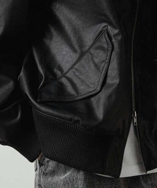 Alfred Alex(アルフレッドアレックス)の「【Alfred Alex】リブハイネック ビッグフライトジャケット/ショートブルゾン(ブルゾン・メンズ・オフホワイト/ブラック・M/L)」の22枚目の写真