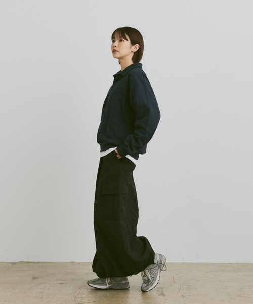flaner(フラネ)の「Loose nylon long skirt / ルーズナイロンロングスカート(スカート・レディース・ブラック/ネイビー・MEDIUM/SMALL)」の17枚目の写真