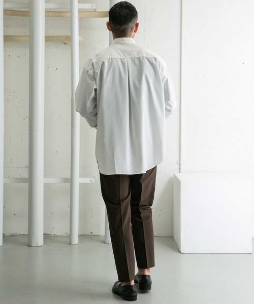 URBAN RESEARCH ROSSO MEN（アーバンリサーチロッソメン）の「『WEB限定』『XLサイズあり』『防シワ』『防臭』ハイパフォーマンスブロードリラックスシャツ（シャツ/ブラウス・メンズ・ストライプ/チェック/ホワイト/カーキ/ネイビー/ライトブルー・SMALL/MEDIUM/LARGE/X-LARGE）」の11枚目の写真