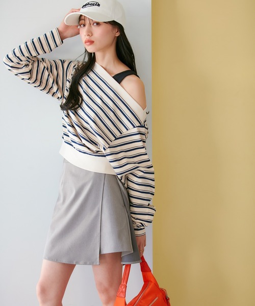 VIS(ビス)の「マルチボーダーオフショルトップス(Tシャツ/カットソー・レディース・レッド系その他4/ホワイト系その他5・FREE)」の3枚目の写真