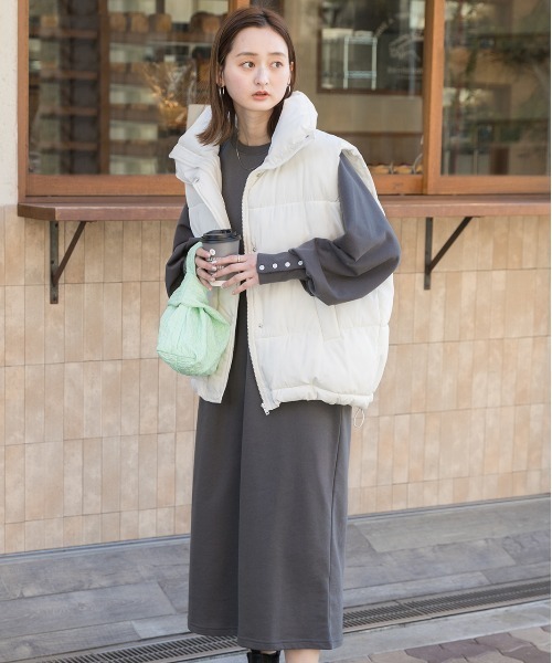 ad thie(アドティエ)の「ボタンデザイン ボリュームスリーブワンピース(ワンピース・レディース・ブルー/オートミール/チャコール・FREE)」の15枚目の写真