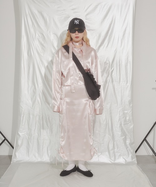 WC(ダブル シー)の「フリルパテッドショルダーバッグ(ショルダーバッグ・レディース・アイボリー/ブラック・FREE)」の10枚目の写真