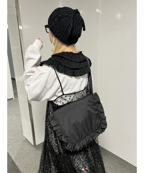 WC(ダブル シー)の「フリルパテッドショルダーバッグ(ショルダーバッグ・レディース・アイボリー/ブラック・FREE)」の22枚目の写真