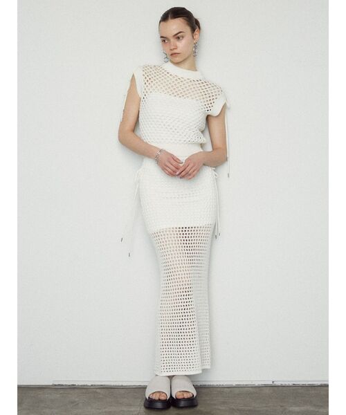 EMODA（エモダ）の「【WEB限定】ポイントリボンクロシェトップ（タンクトップ・レディース・グレー/オレンジ/ホワイト/ブラック・FREE）」の5枚目の写真