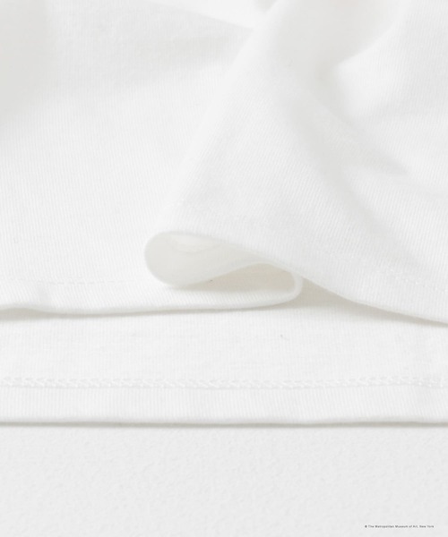 SENSE OF PLACE by URBAN RESEARCH（センスオブプレイスバイアーバンリサーチ）の「『別注』THE MET×SENSE OF PLACE　アートグラフィックTシャツB（Tシャツ/カットソー・レディース・オフホワイト・ONE）」の4枚目の写真