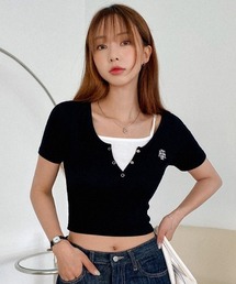 A'GEM/9 × .kom 『muah muah/ムーアムーア』 LOGO POINT BUTTON HALF T-SHIRT/ロゴポイント ボタンハーフTシャツ