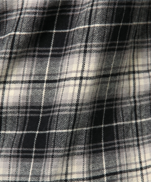 earth music&ecology（アースミュージックアンドエコロジー）の「ネルチェックシャツ（シャツ/ブラウス・レディース・ブラック/グリーン/イエロー/レッド・LARGE/MEDIUM）」の19枚目の写真