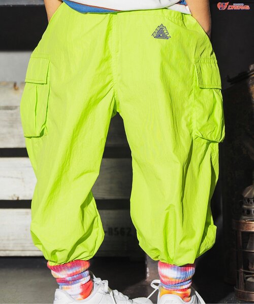 BREEZE（ブリーズ）の「【BREEZE NEW JACK】カーゴパンツ_90～160cm展開_一部WEB限定サイズ（カーゴパンツ・キッズ・ライム/インディゴブルー/カーキ・90/100/110/120/130/140/150/160）」の3枚目の写真