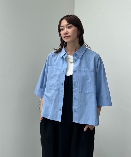 y/m(イム)の「ブロードハーフスリーブクロップドシャツ(シャツ/ブラウス・レディース・ブラック/ブルー/ホワイト・FREE)」の3枚目の写真