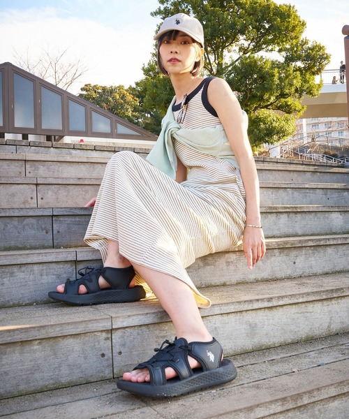 U.S. POLO ASSN.（ユーエスポロアッスン）の「【U.S. POLO ASSN./ユーエスポロアッスン】軽量 ワンポイント スポーツサンダル（サンダル・レディース・ホワイト/ブラック/ベージュ・22.0cm/23.0cm/24.0cm/23.5cm/24.5cm/25.0cm）」の5枚目の写真