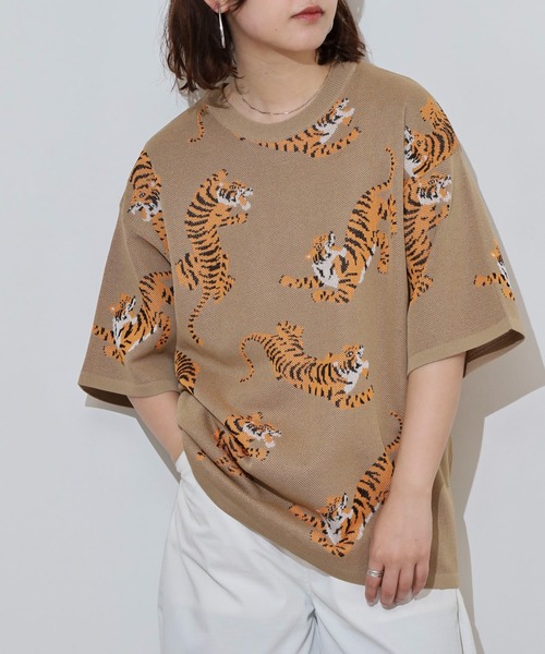 ATELANE(アテレーン)の「ジャガード総柄ニットTシャツ(ニット/セーター・メンズ・ベージュ系/ホワイト/ブラック系/チャコール/ベージュ/グレー/ブラック/ホワイト系/グレー系/ベージュ系1/ブルー/ブラック系1/グレー系1・M/L/XL)」の12枚目の写真