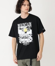 Columbia / ナビダッドビュートグラフィックショートスリーブTシャツ / コロンビア