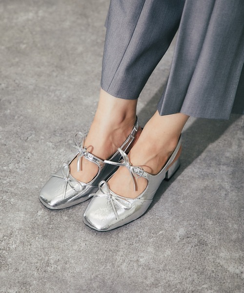 ANOTHER S（アナザーエス）の「メタリックバレエコアリボンサンダル（サンダル・レディース・ブラック/シルバー・37/38/39）」の3枚目の写真