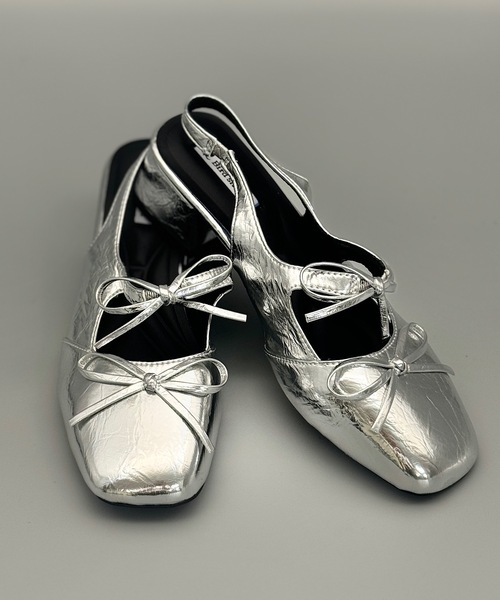 ANOTHER S（アナザーエス）の「メタリックバレエコアリボンサンダル（サンダル・レディース・ブラック/シルバー・37/38/39）」の6枚目の写真