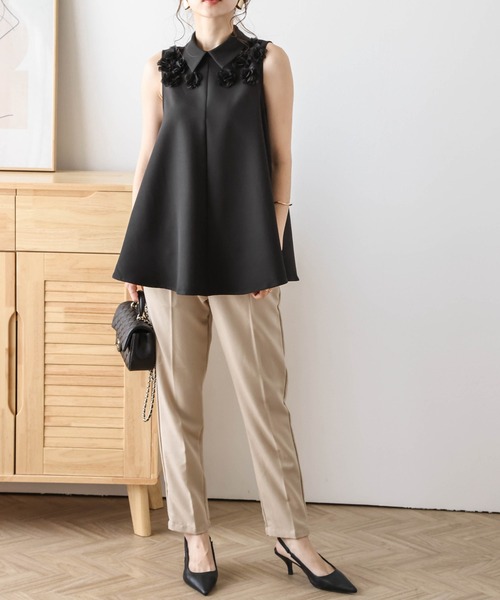 AMELY(エミリー)の「フラワーモチーフAライントップス(Tシャツ/カットソー・レディース・ブラック/ホワイト・L/M)」の7枚目の写真