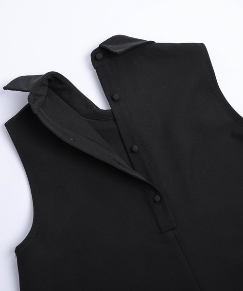 AMELY(エミリー)の「フラワーモチーフAライントップス(Tシャツ/カットソー・レディース・ブラック/ホワイト・L/M)」の16枚目の写真