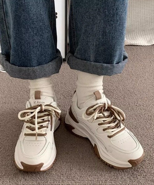 【完売必至】アグ■TAELAN LACE UP ローカット スニーカー 厚底 完売必至】アグ□TAELAN LACE UP ローカット スニーカー 厚底