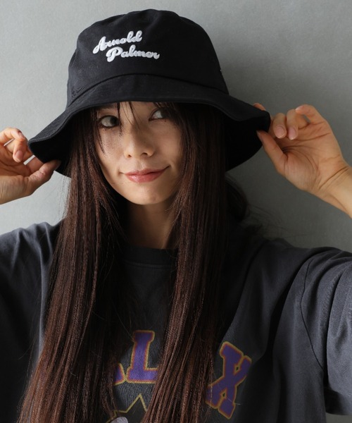 Arnold Palmer(アーノルドパーマー)の「Arnold Palmer バケットハット(ハット・レディース・ブラック/ベージュ/ベージュ系その他/ベージュ系その他2/ブラック系その他/ブラック系その他2・FREE)」の3枚目の写真