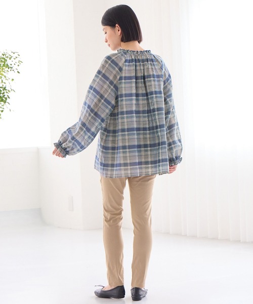Viola e Viola(ヴィオラエヴィオラ)の「華やかチェック柄カフタンブラウス(シャツ/ブラウス・レディース・イエロー/ブルー/ブラウン・L/M/3L/LL)」の7枚目の写真