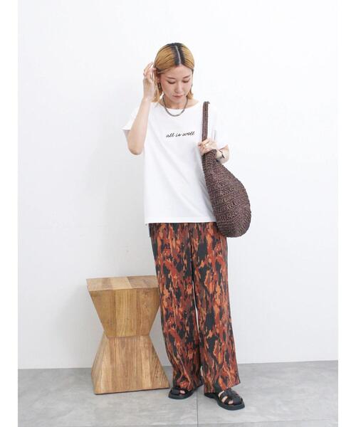 Samansa Mos2 blue(サマンサモスモスブルー)の「楊柳プリントワイドパンツ(その他パンツ・レディース・ブラック/ネイビー/ベージュ・F)」の6枚目の写真