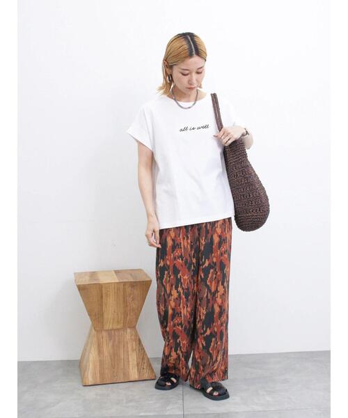 Samansa Mos2 blue(サマンサモスモスブルー)の「楊柳プリントワイドパンツ(その他パンツ・レディース・ブラック/ネイビー/ベージュ・F)」の22枚目の写真