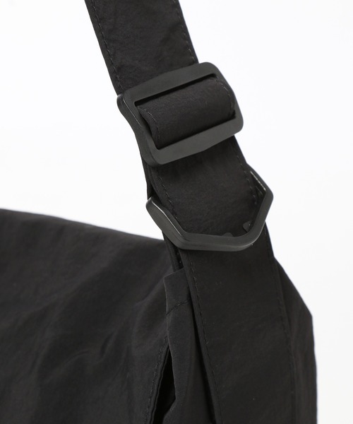 RAGEBLUE（レイジブルー）の「フラップショルダーバッグ（ショルダーバッグ・メンズ・ブラック/ブラック系その他/オフホワイト/ブラック系その他2・FREE）」の11枚目の写真