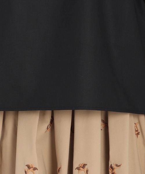 UNIVERVAL MUSE（ユニバーバル ミューズ）の「フリルスリーブブラウス　シャツ・ブラウス（シャツ/ブラウス・レディース・ブラック/オフホワイト・2）」の10枚目の写真