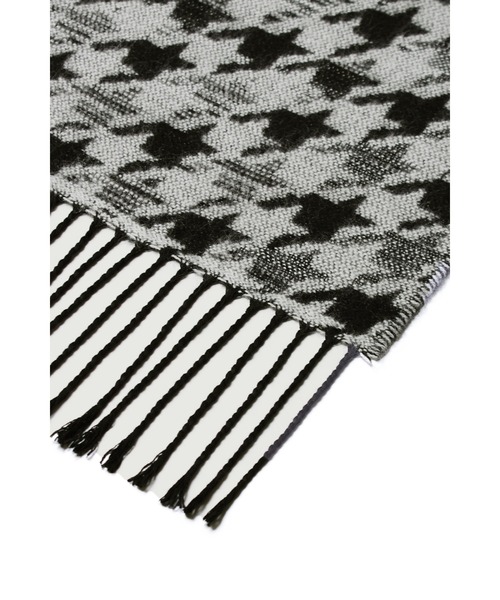 TORNADO MART(トルネードマート)の「TORNADO MART∴ハウンドトゥースJQストール(ストール/ショール・メンズ・ブラック/ホワイト・F)」の4枚目の写真