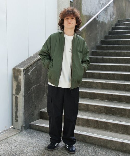 GLAZOS（グラソス）の「【大人向けサイズあり】【リバーシブル】MA-1（ブルゾン・キッズ・カーキ/ブラック・M/S/LL/L）」の3枚目の写真