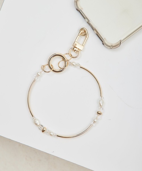 ROPE' PICNIC(ロペピクニック)の「ブレスレットスマホハンドル(スマホグッズ・レディース・ゴールド/ゴールド系その他・FREE)」の1枚目の写真