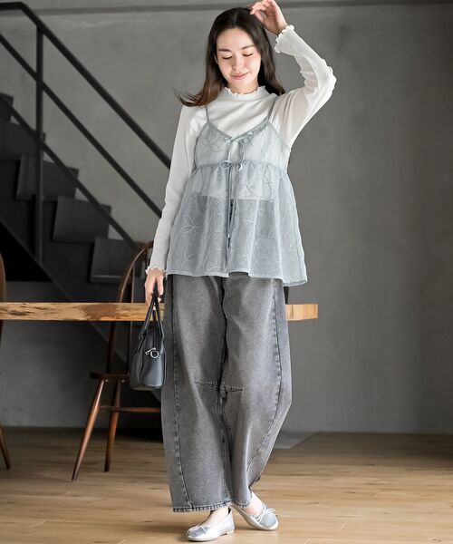 rps（アールピーエス）の「襟シャーリングメローカットソー（Tシャツ/カットソー・レディース・モカ/ブラック/その他/オフホワイト/グレー/グレイッシュベージュ・フリー）」の18枚目の写真