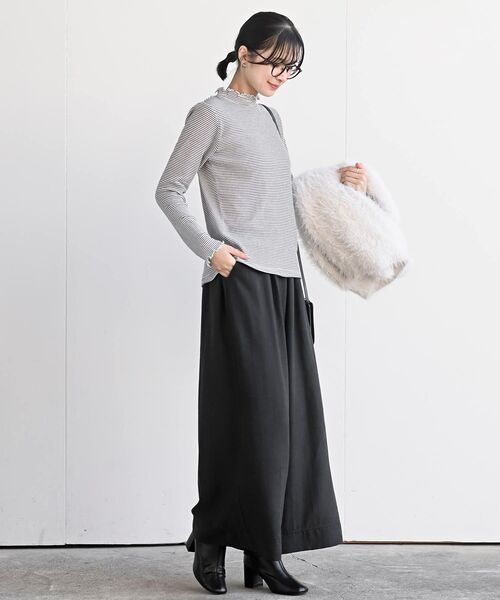 rps（アールピーエス）の「襟シャーリングメローカットソー（Tシャツ/カットソー・レディース・モカ/ブラック/その他/オフホワイト/グレー・フリー）」の7枚目の写真